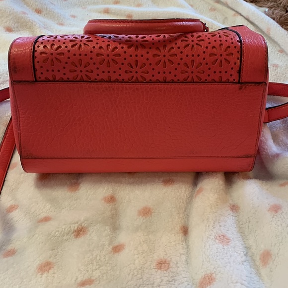 Coral Kate Spade handbag with strap - Picture 2 of 4